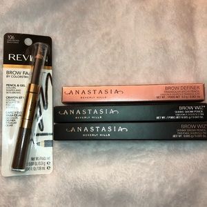 ✨Brand new ABH Brow Pencils & Free Gift✨